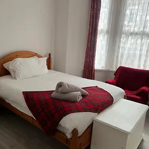 Holiday home Spacious Family, Cardiff